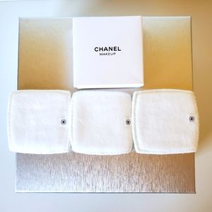 Chanel reusable make up remover pads